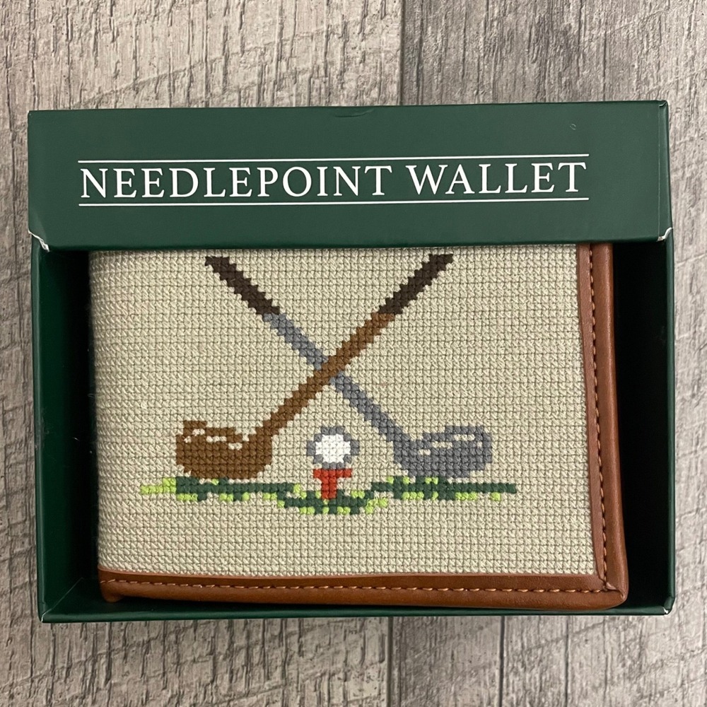 Eastwood Pines Mens Needlepoint Bifold Wallet Golf Clubs Leather Tan‎ Brown NEW